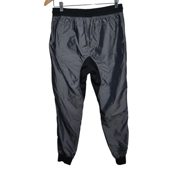 Nike Woman's T2 Woven Tech Small Deep Pewter Lightweight Athletic Jogger - Picture 2 of 10